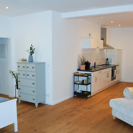 Modernes Studio Appartement Mit Leseecke แกร์นสบาค ภายนอก รูปภาพ