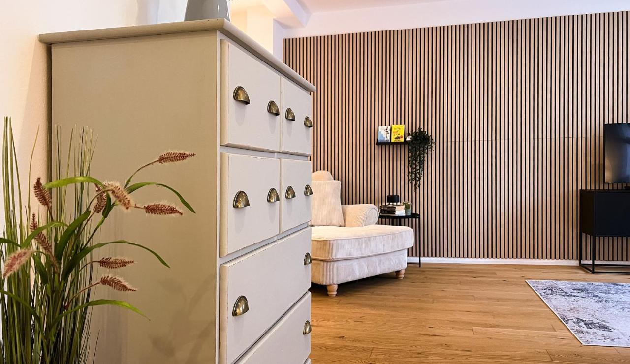 Modernes Studio Appartement Mit Leseecke แกร์นสบาค ภายนอก รูปภาพ